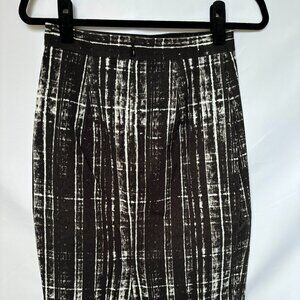 Banana Republic-Black and white pencil skirt